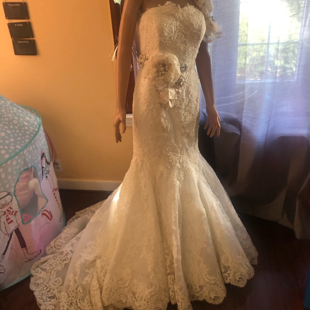 Enzo - Wedding dress and veil